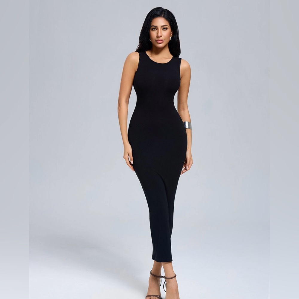 Elegant Black Sleeveless Dress